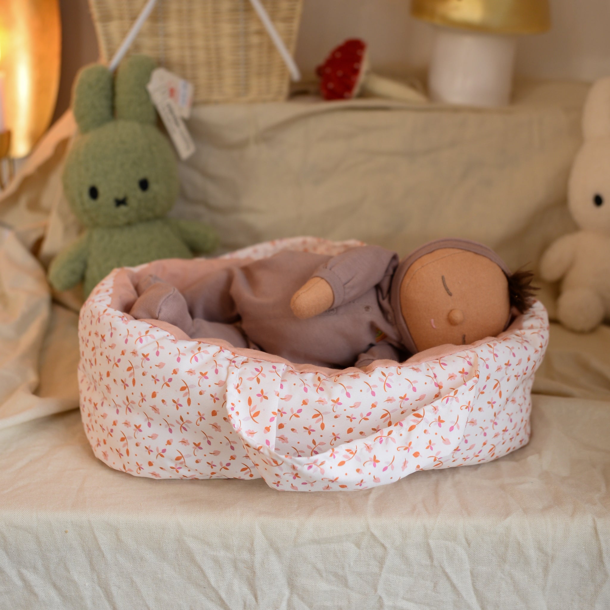 Egmont Toys Acorn Carry Cot in Small