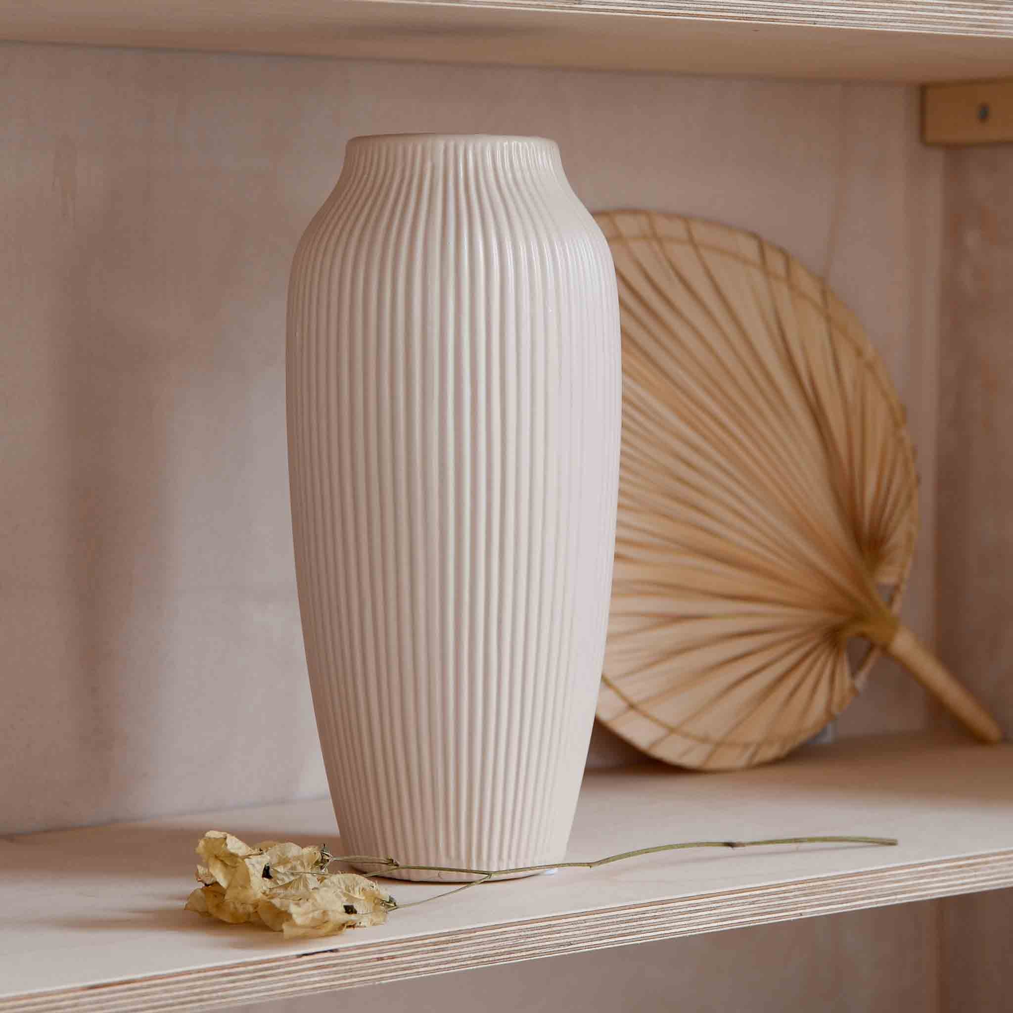 Hano Vase Tall in Cream