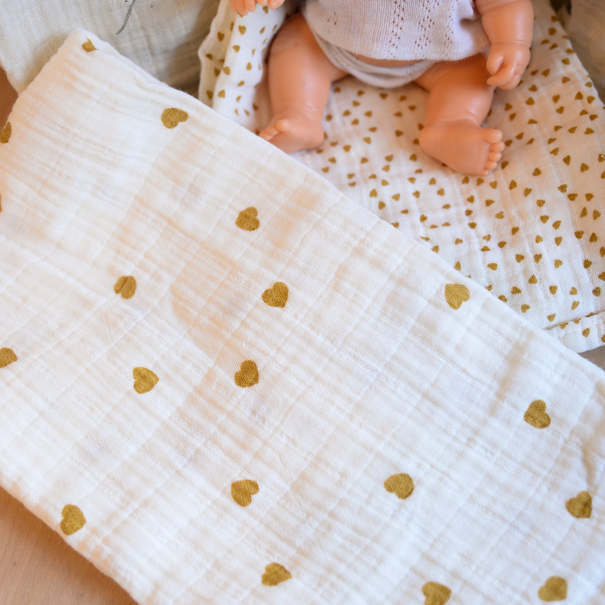 Medium Muslin Swaddle / Styles