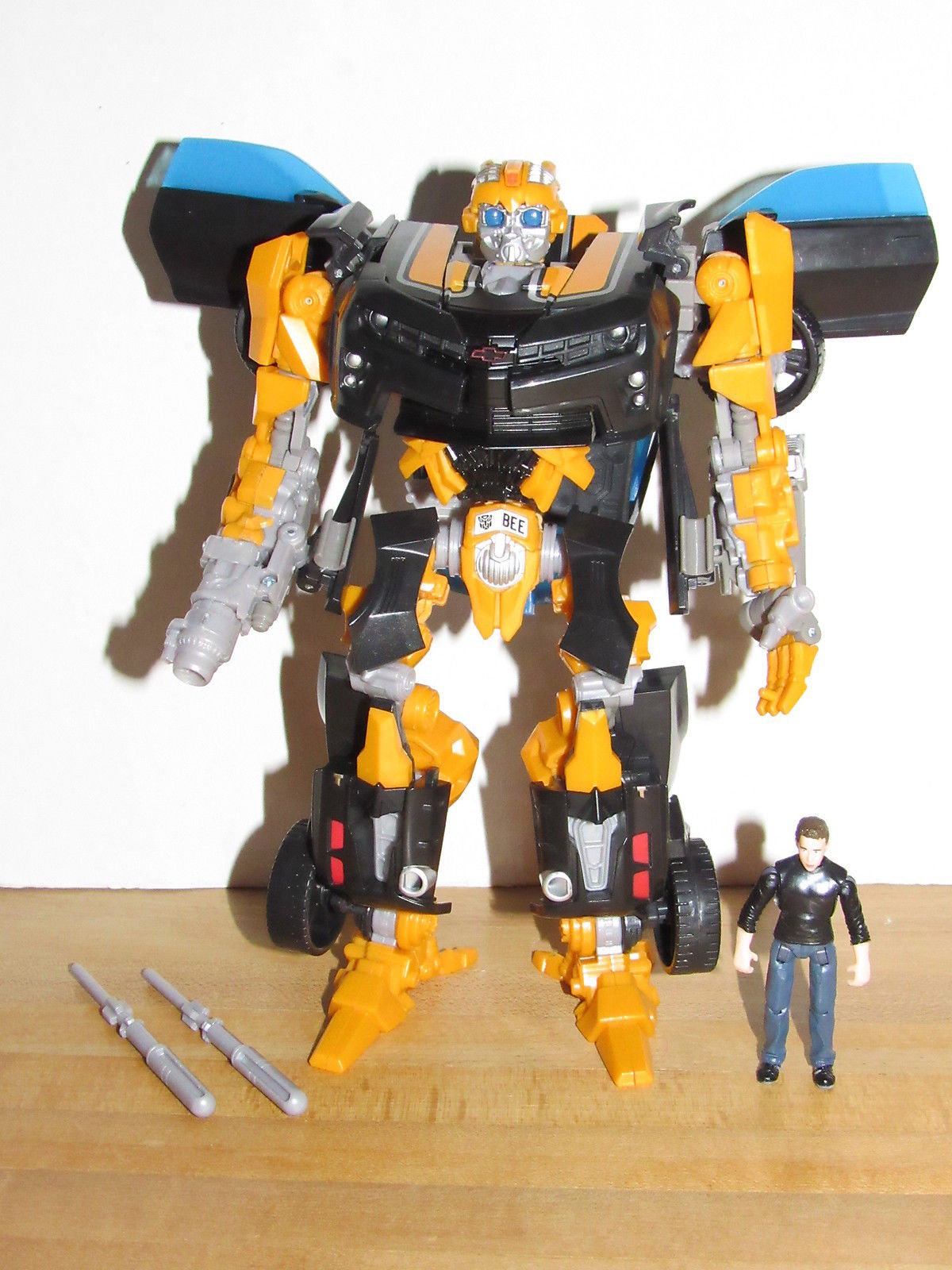 transformers human alliance bumblebee