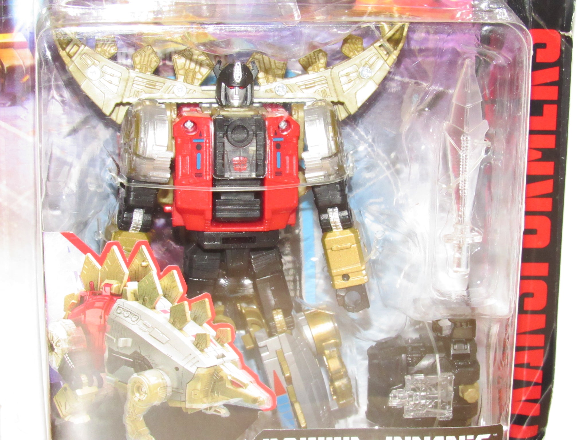 transformers generations power of the primes deluxe class dinobot snarl