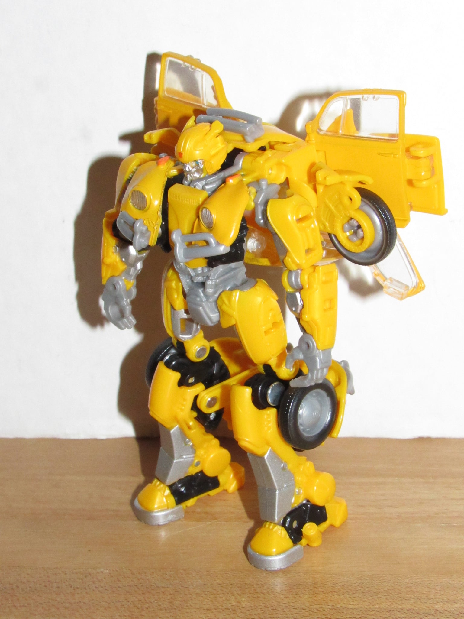 transformers studio series 18 bumblebee