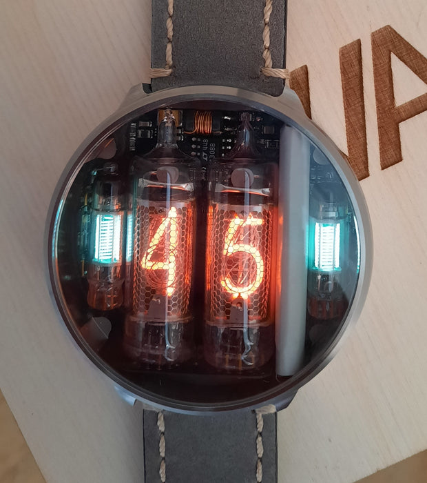 NIWA ニキシー管腕時計 Nixie watch V 2.0 (チタン)-connectedremag.com