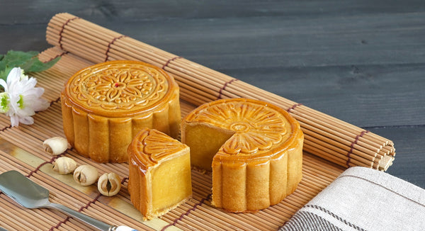 lotus-seed-paste-mooncake