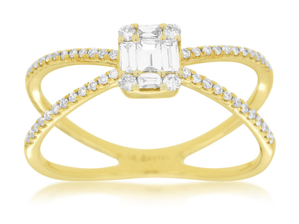 Fashionable Diamond Ring