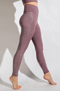 Lovable Mauve Crocodile Printed Leggings