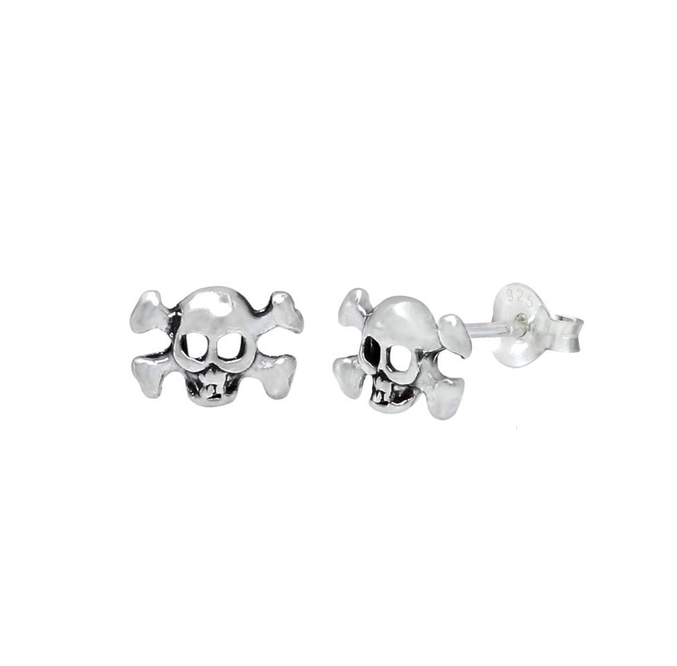 skull and crossbones earrings