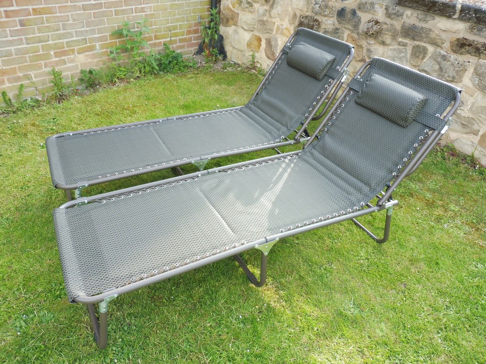 set of 2 brown padded folding garden sun loungers sun bed reclining chair