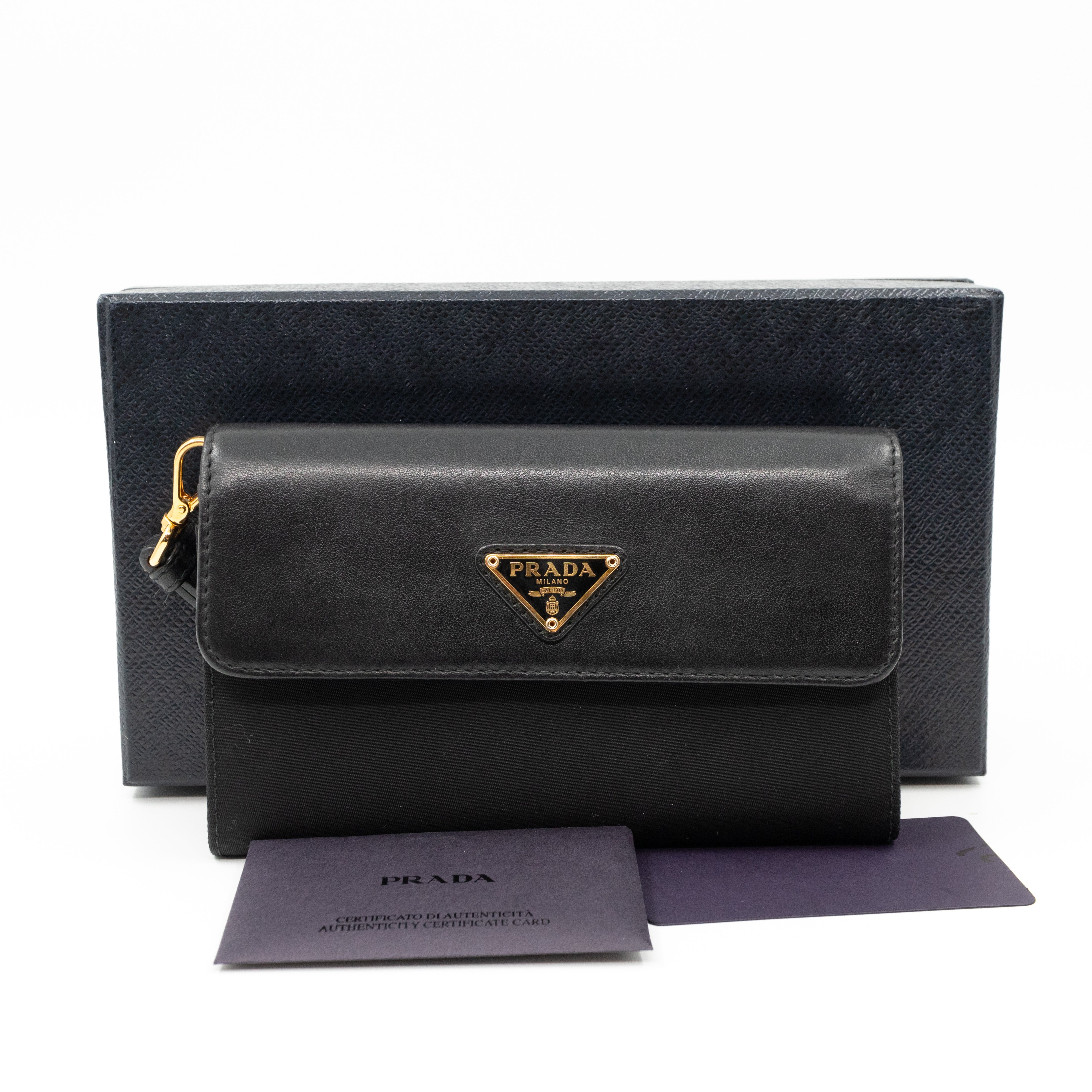 Prada – Prada Leather Flap Nylon Wristlet Wallet Black – Queen Station