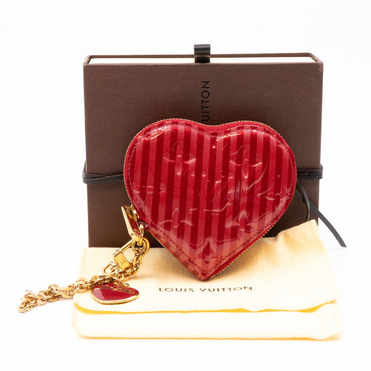 Louis Vuitton Sprouse Graffiti Beige Monogram Vernis Heart Coin Purse Cles  6l916 Leather ref.293708 - Joli Closet