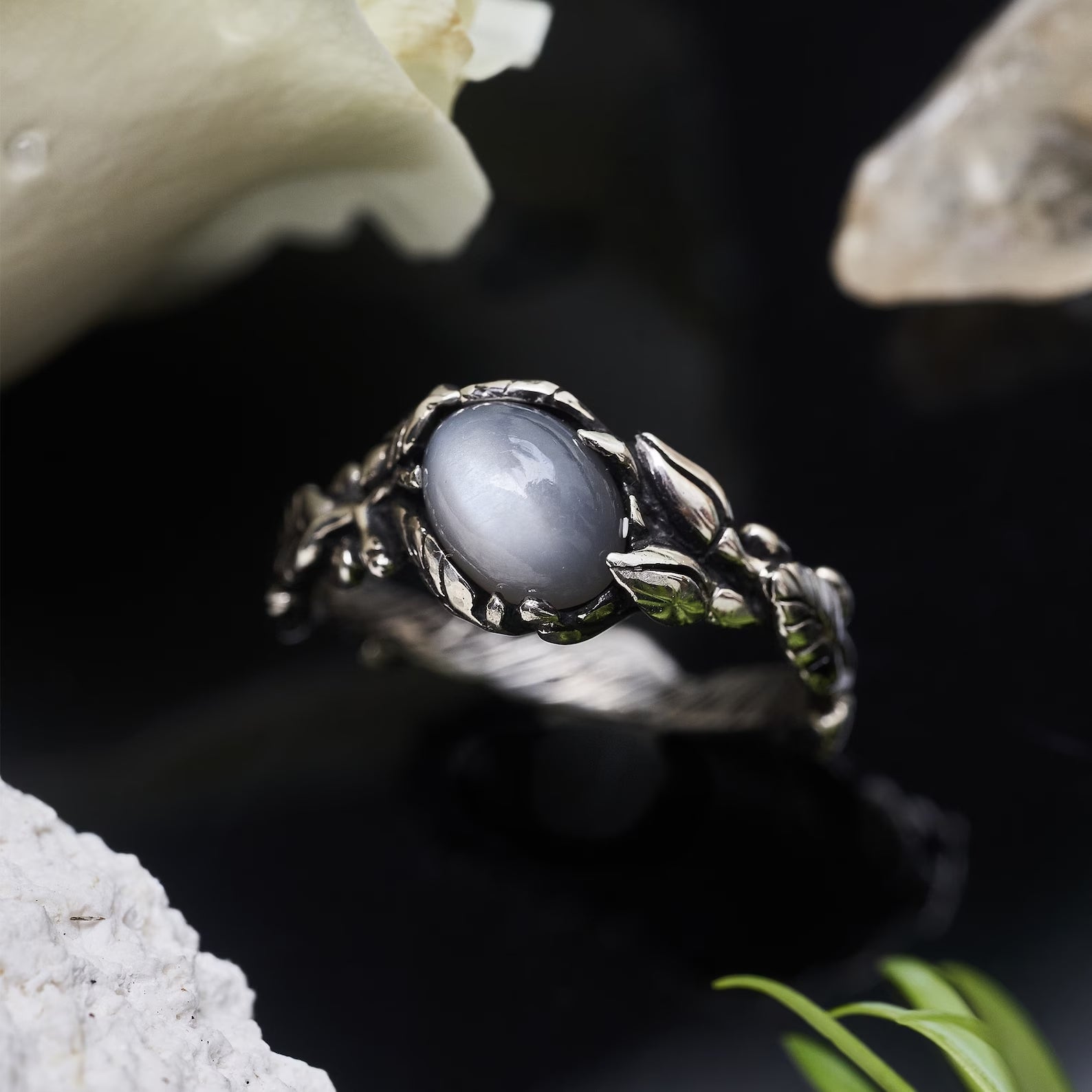 Moonstone Ring Alma