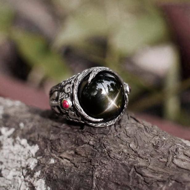 Eye Clean Handmade Black Star 925 Sterling Silver Gemstone Ring, Weight:  1.590 Gms (approx.) at Rs 405/piece in Jaipur