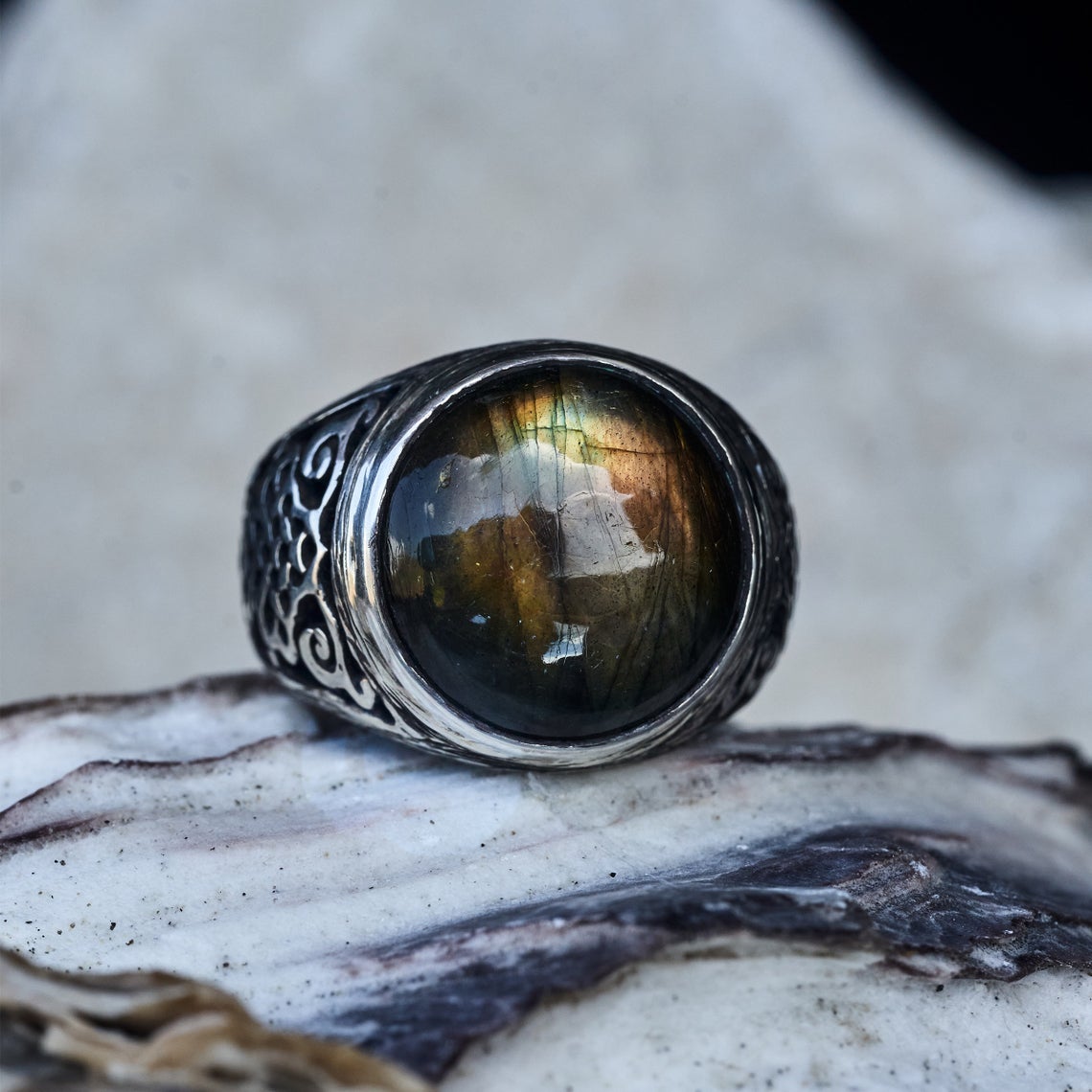 Labradorite ring 