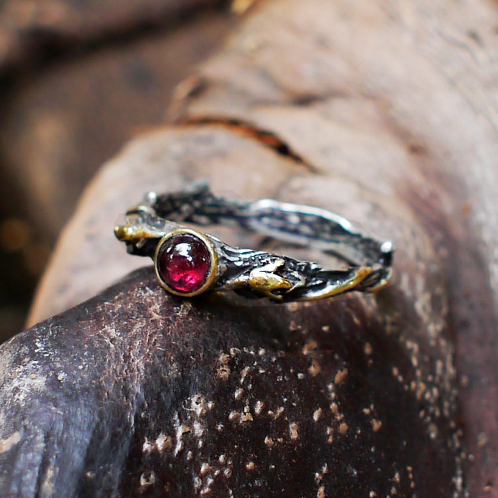 Garnet ring 