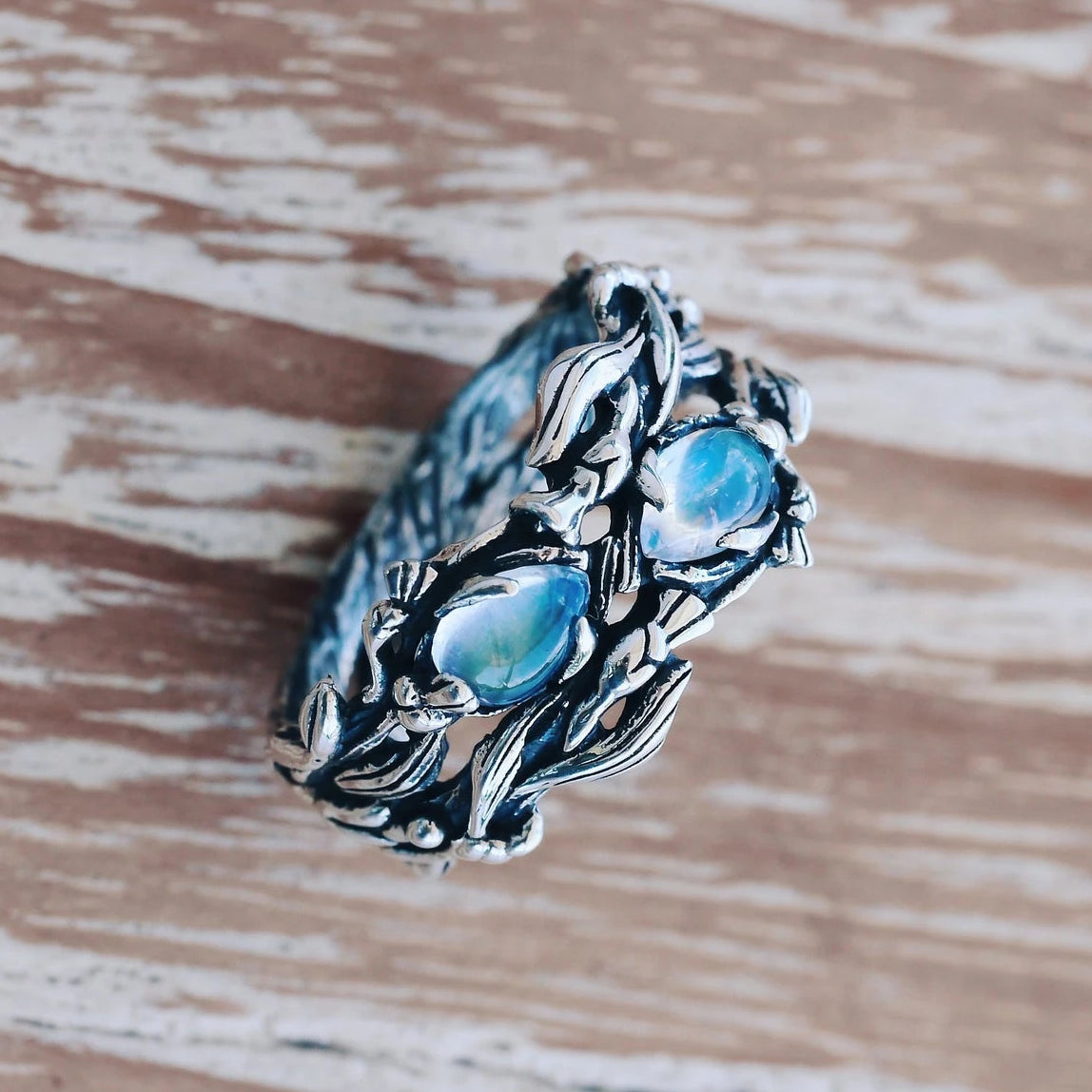 Moonstone ring 