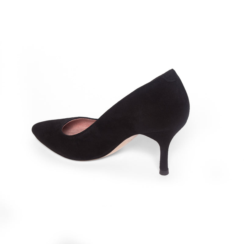 comfortable black suede pumps