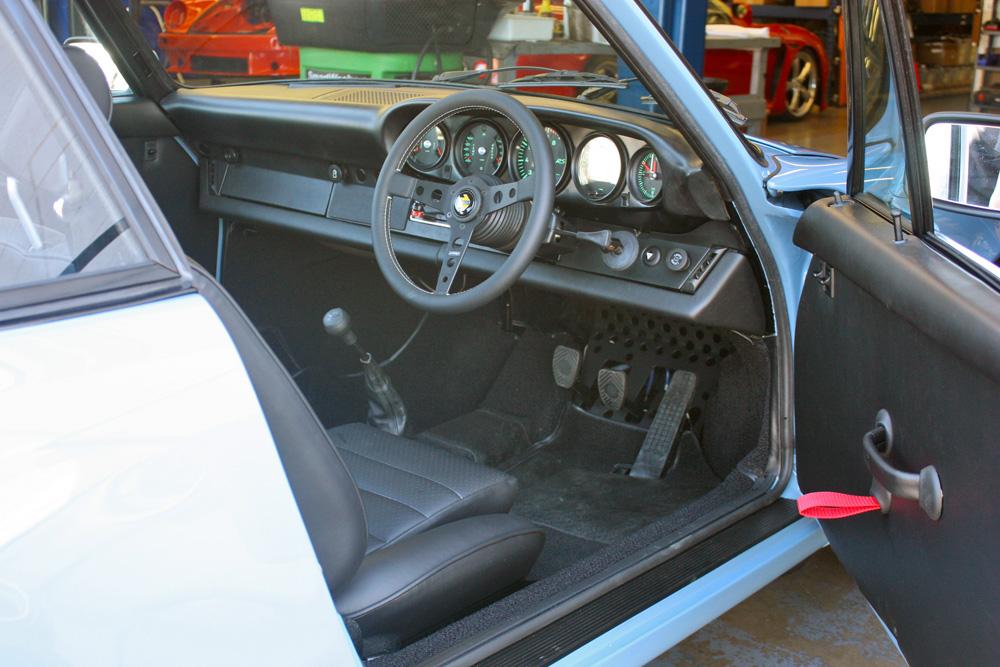 1973 911 LHD to RHD 911 RS 993 3.6L Varioram G50 SBH Upgrade Conversions RIGHT DOOR OPEN