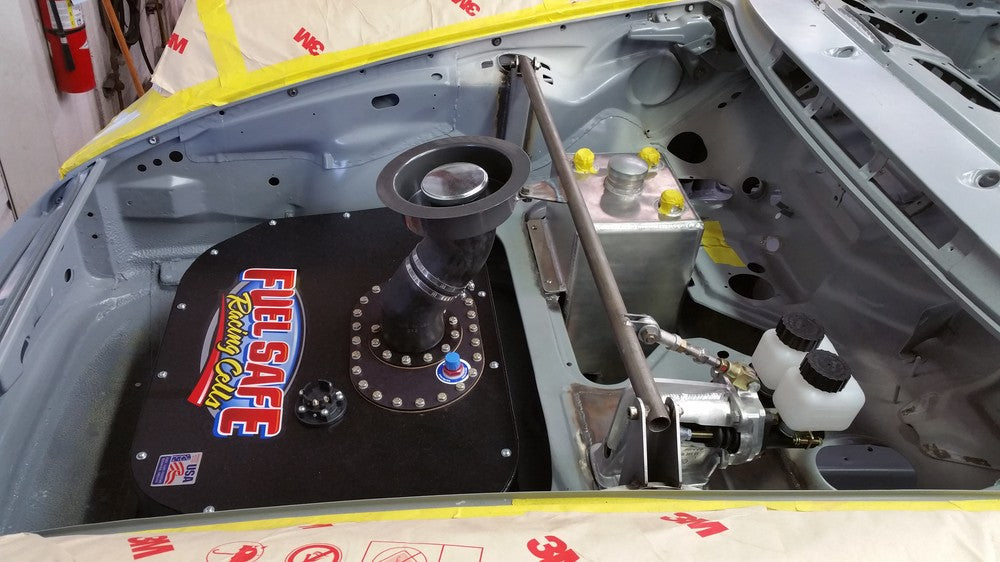911 RSR TURBO showcasing a Fuel Safe Racing Cell