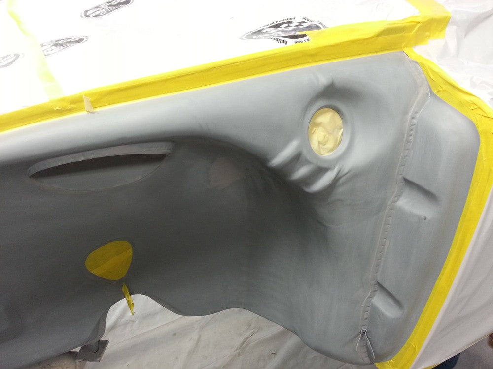 1969 911E 2.0L MFI Restoration left inner fender in sealer