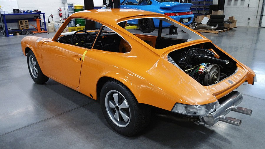 1970 911E Restoration Signal Orange Rear Quarter roller
