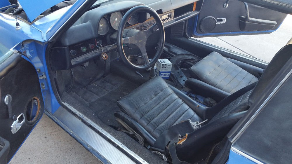 1970 9146 To 2.2L 911S Adriatic Blue Restoration original interior before restoration