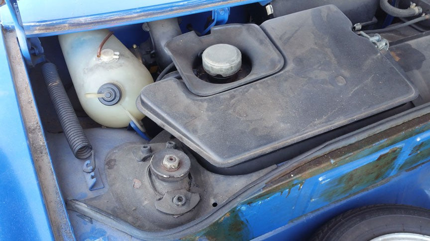 1970 9146 To 2.2L 911S Adriatic Blue Restoration washer bottle before