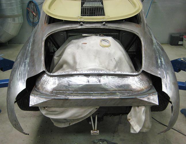 356 3.6L - rear body work detail