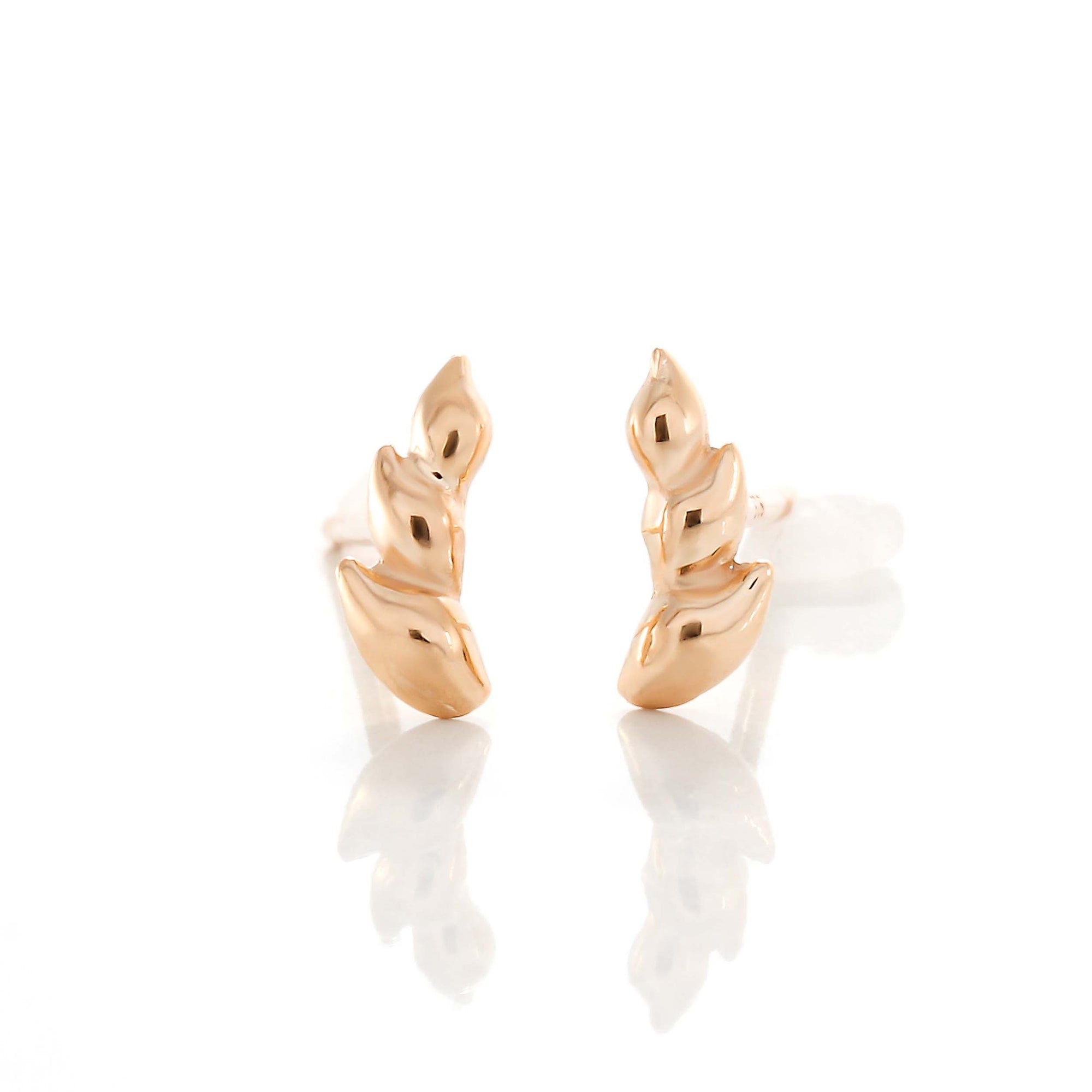 Golden Leaf Shaped Ear Stud by FashionCrab® 