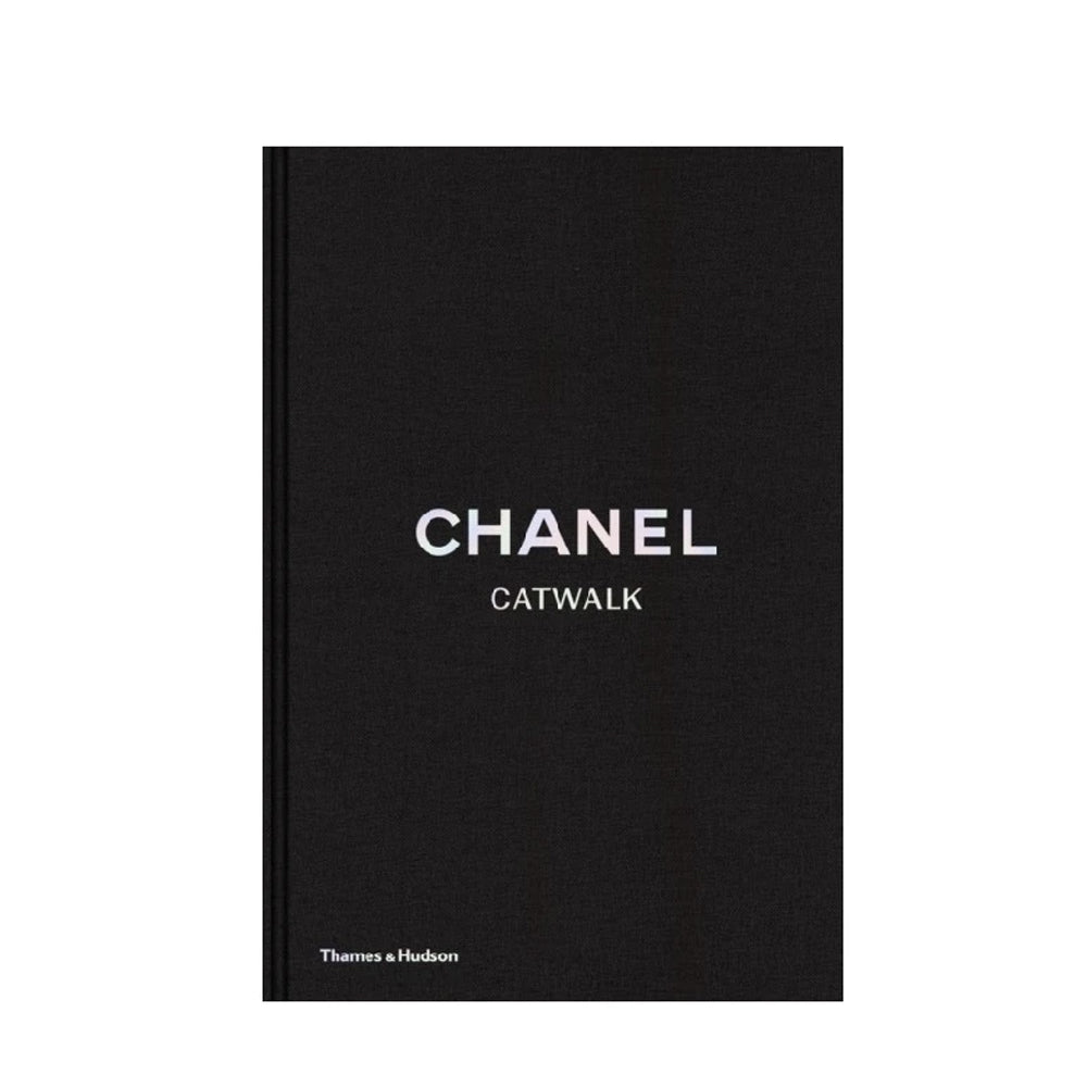 / Chanel Catwalk / TH1010 – Roomroom.dk