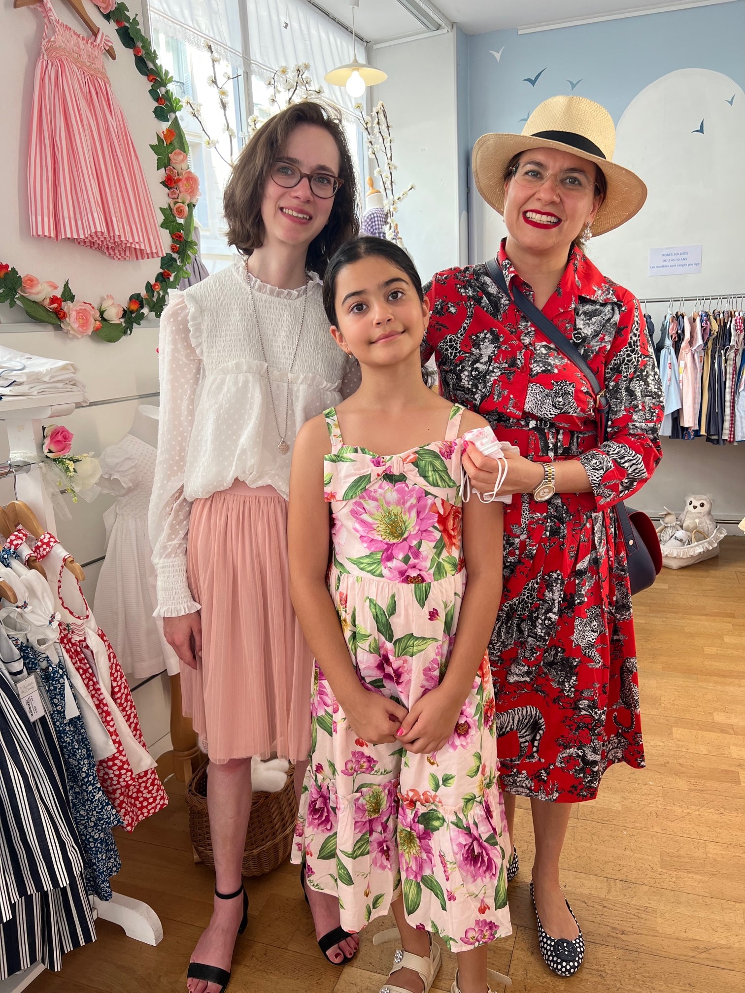 L'Île aux Fées Paris children's boutique girls dresses