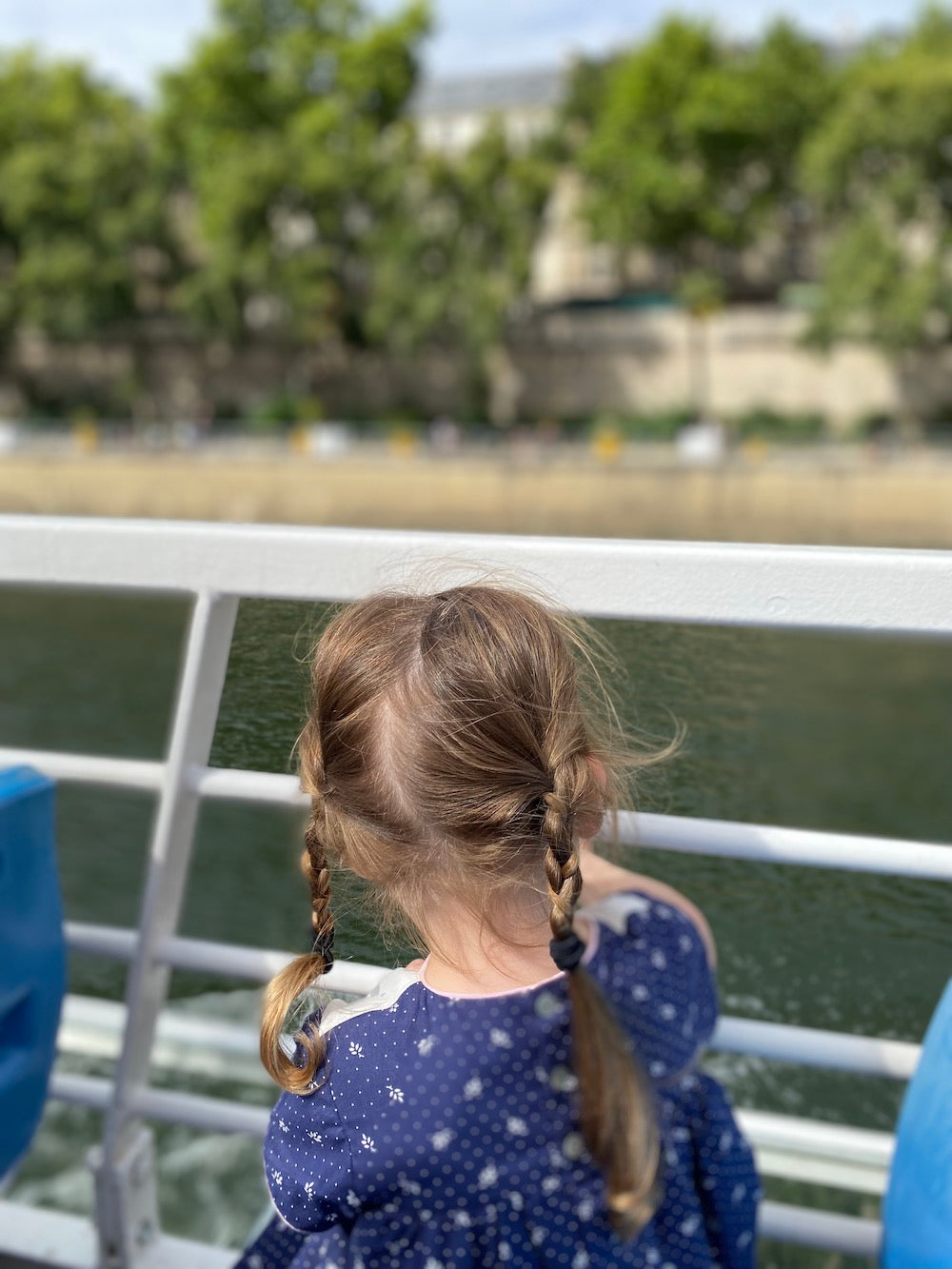 Holidays in Paris as a family - Travelling with kids - Children boutique