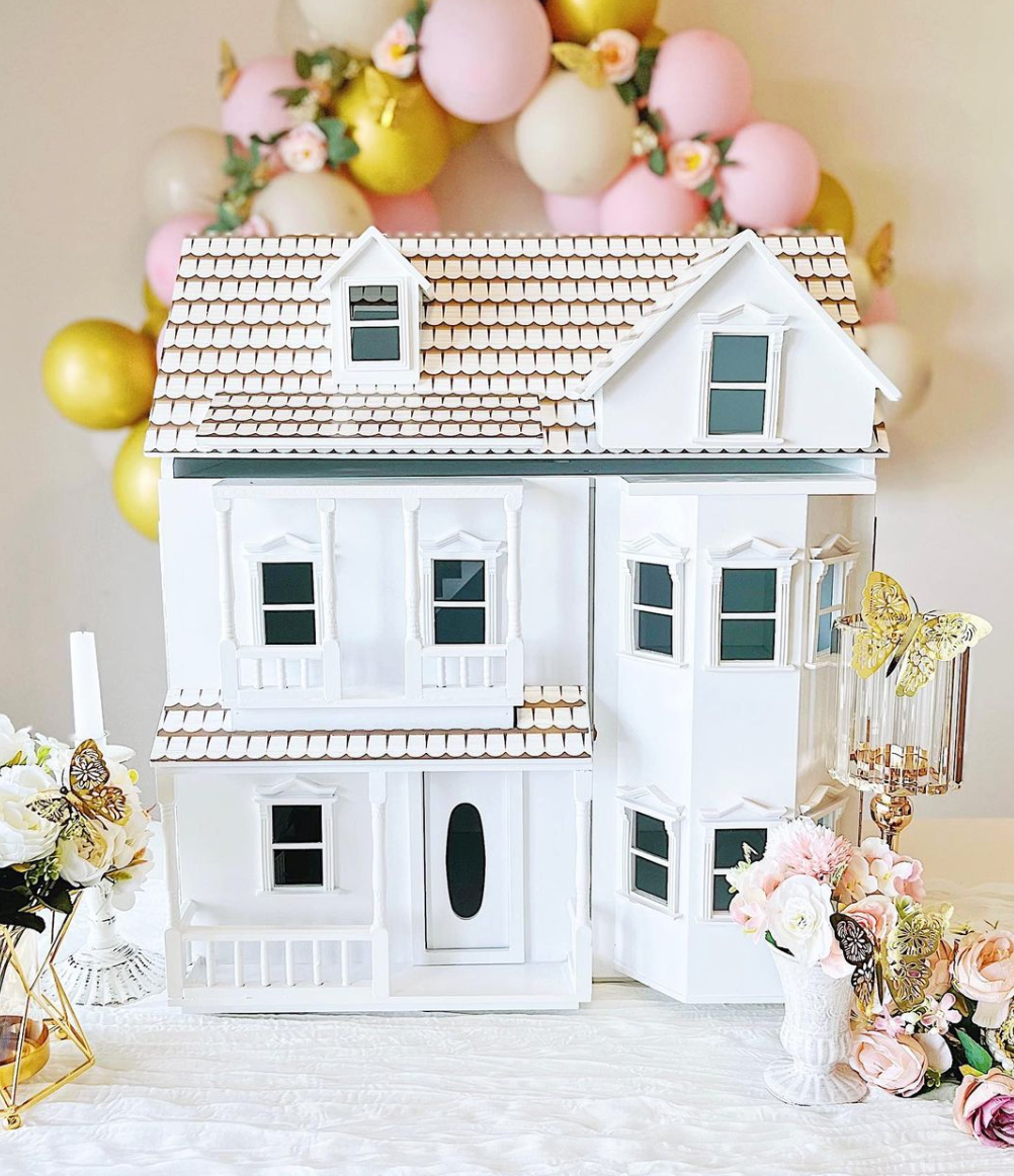 Stoy doll house