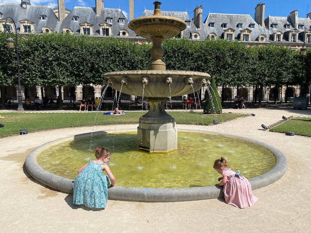 Holidays in Paris as a family - Travelling with kids - Children boutique Place des Vosges