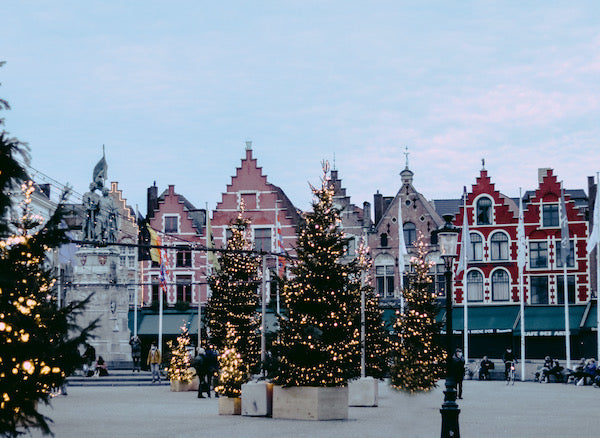 Christmas family traditions in Belgium - Mothers share Charlotte sy Dimby blog