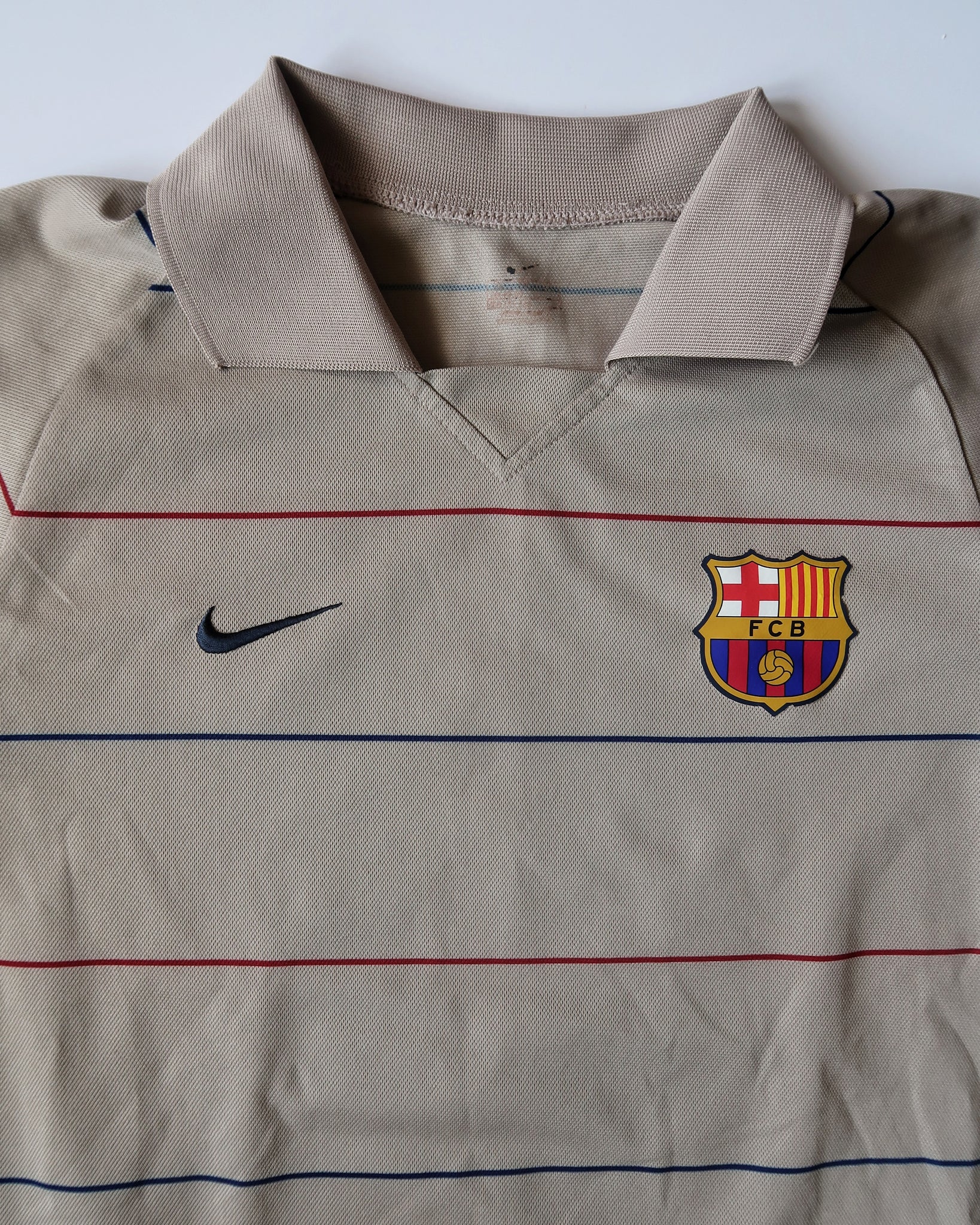 barcelona 2003 away kit