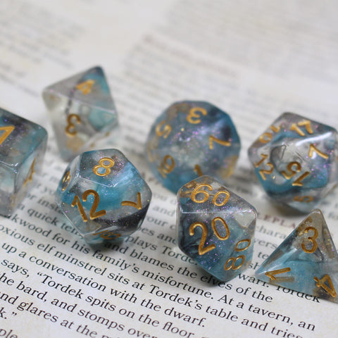 Coolest D&D Dice Sets (& Where To Buy Them)