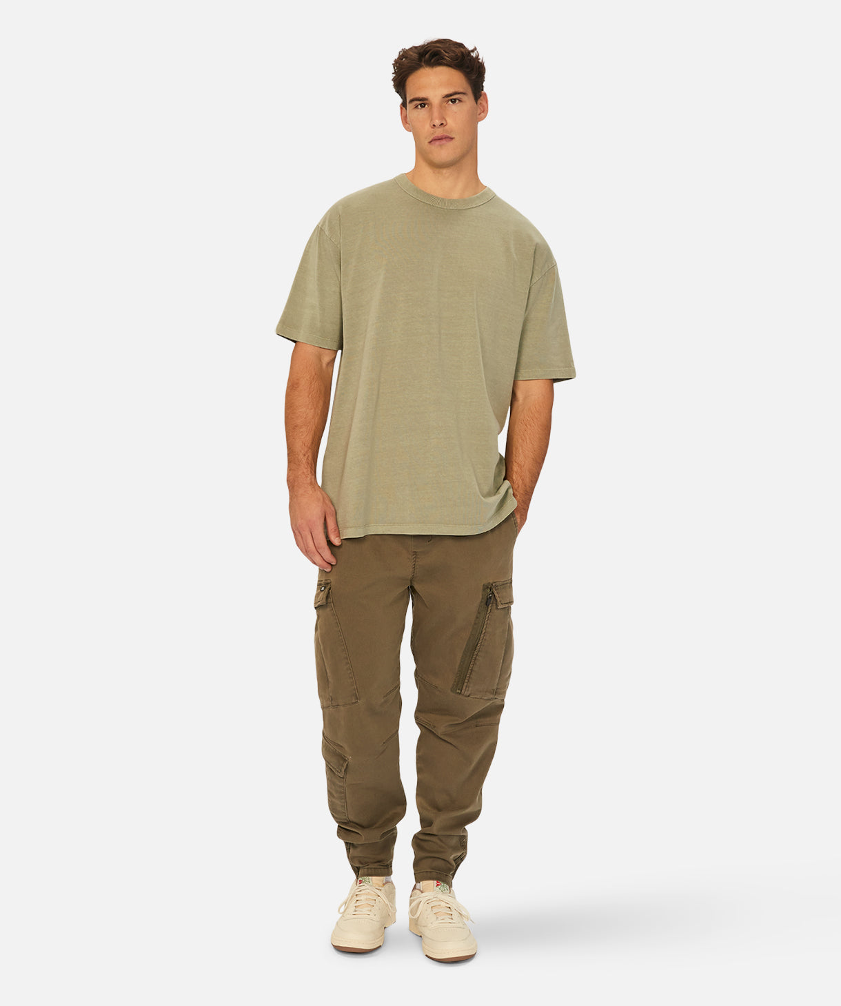 https://cdn.shopify.com/s/files/1/0057/6772/5138/files/Industrie-themilitantcombatpant-moss-9307876_1.jpg?v=1709246169