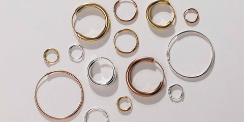 capsule wardrobe hoop earrings