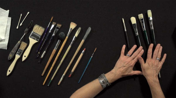 Laurel Daniels shares her favorite brushes for painting in oil
