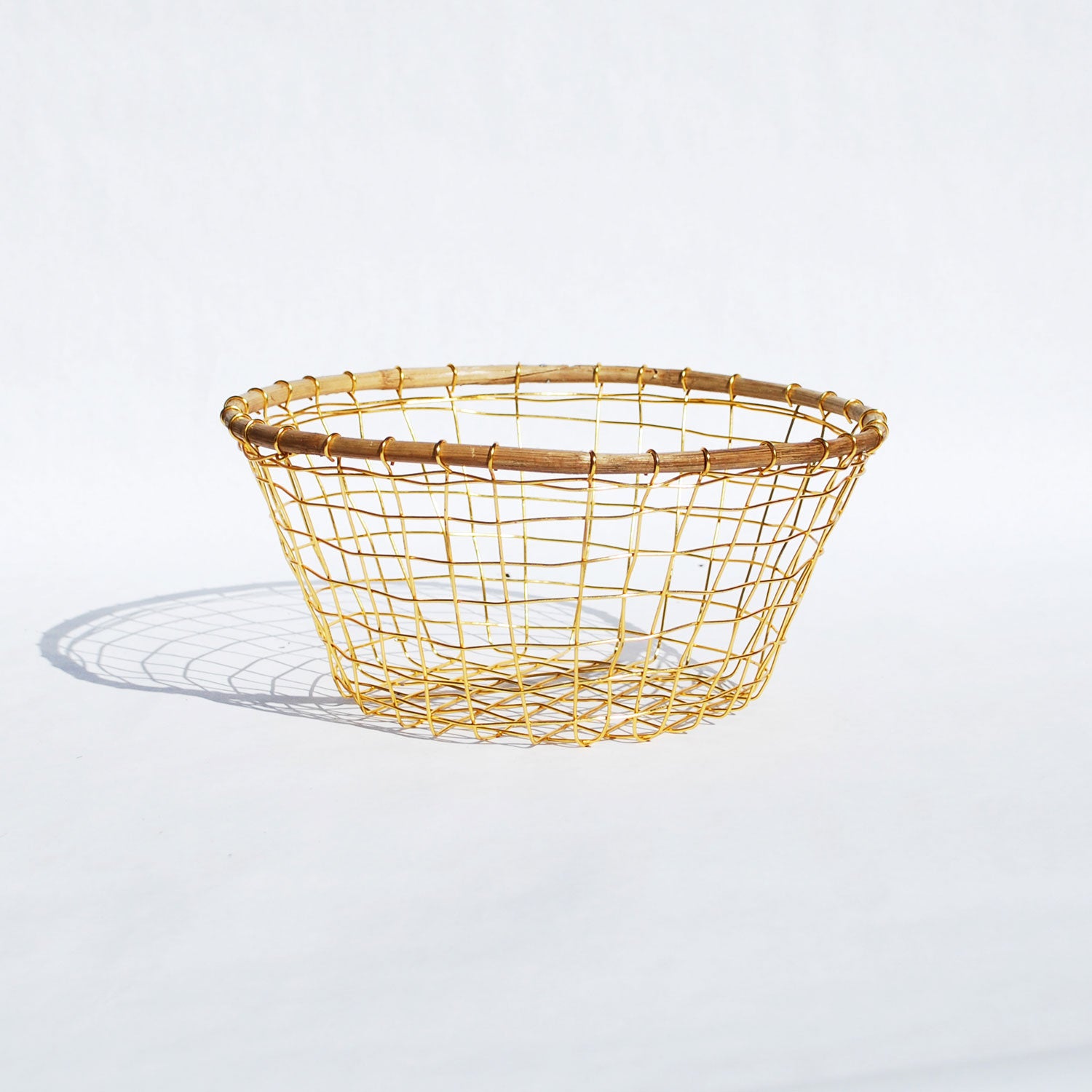 gold wire basket table