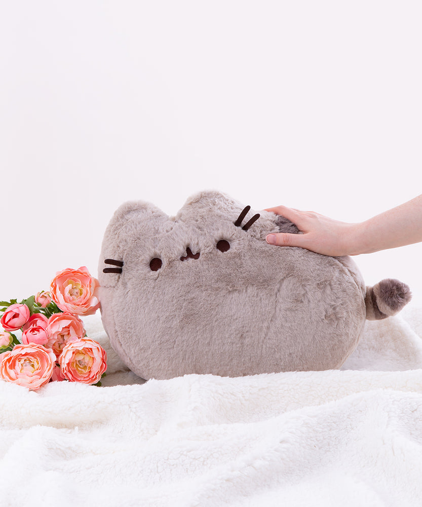 pusheen graduation plush