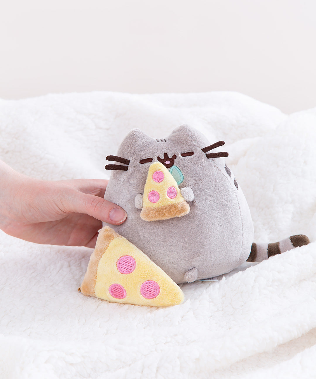 pusheen pizza