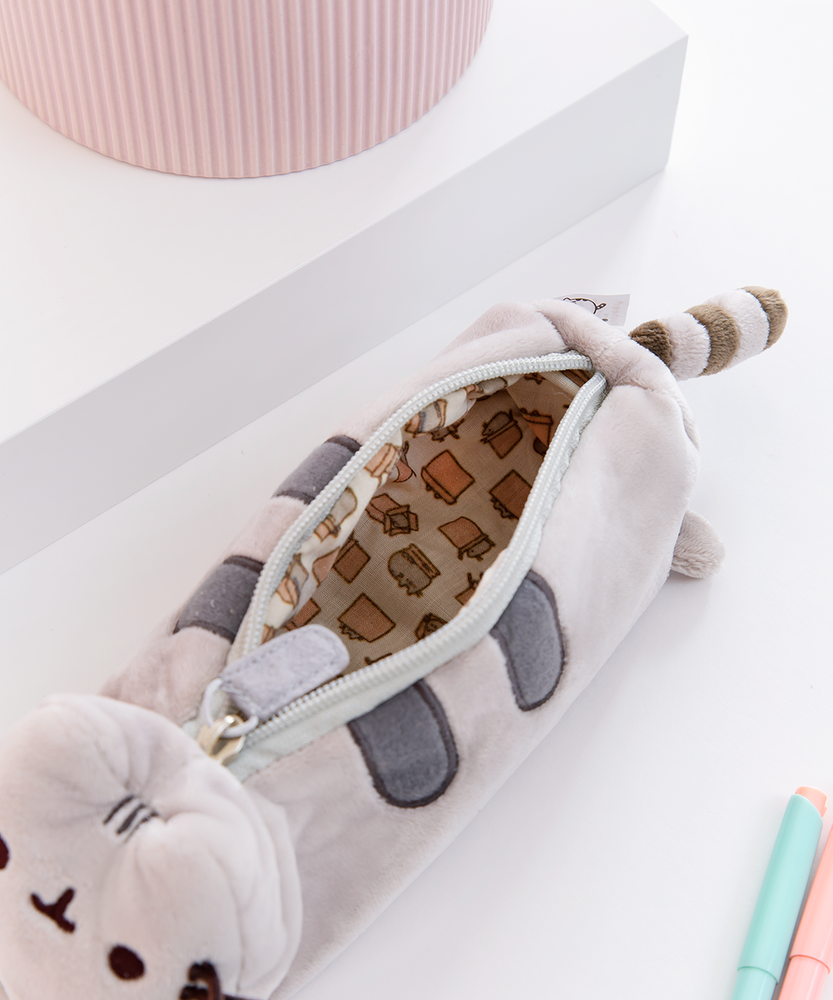 pusheen sneakers