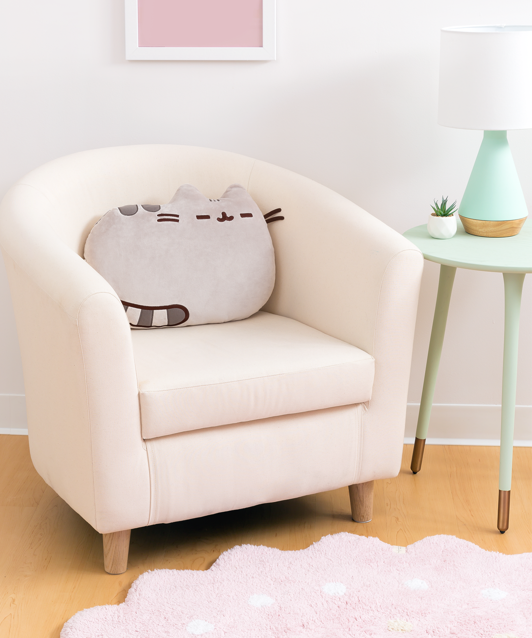 pusheen cushion