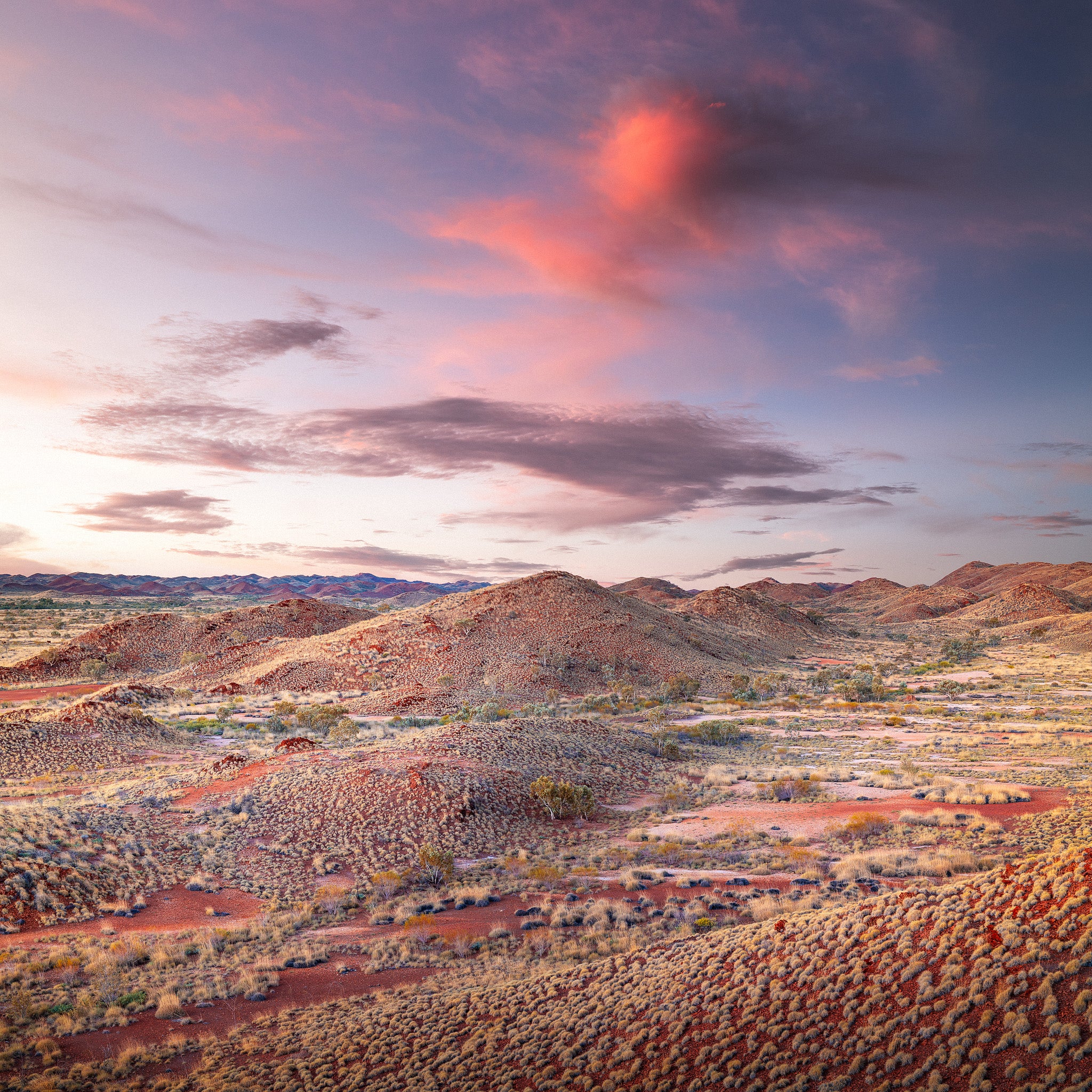 Sunset over the Skull Springs Road in the Pilbara region of Western Australia