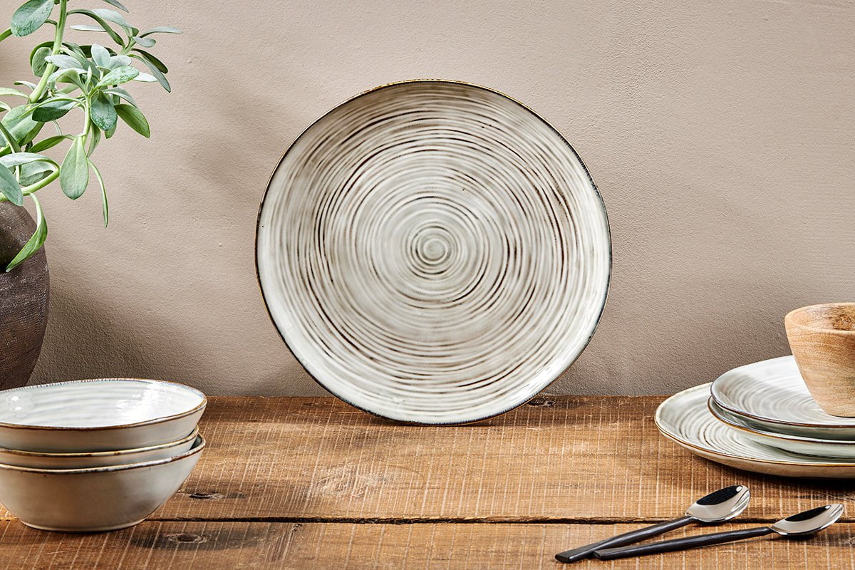 Nkuku Dhanuk Ceramic Dinner Plate | Tableware | Cream