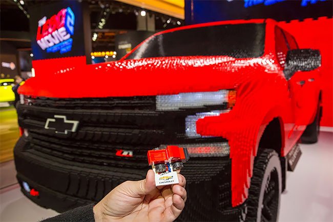 Chevrolet Silverado built from LEGO 