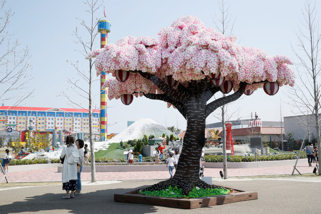 Cherry blossoms tree, built of more than 800 thousand LEGO® bricks, set a world record