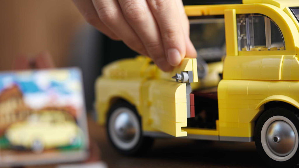 Iconic Fiat 500 finally has its LEGO counterpart | LAMINIFIGS.com