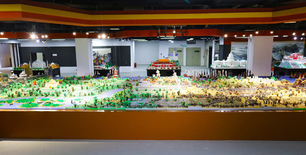 150 million LEGO pieces - the world's largest diorama | LAMINIFIGS.com